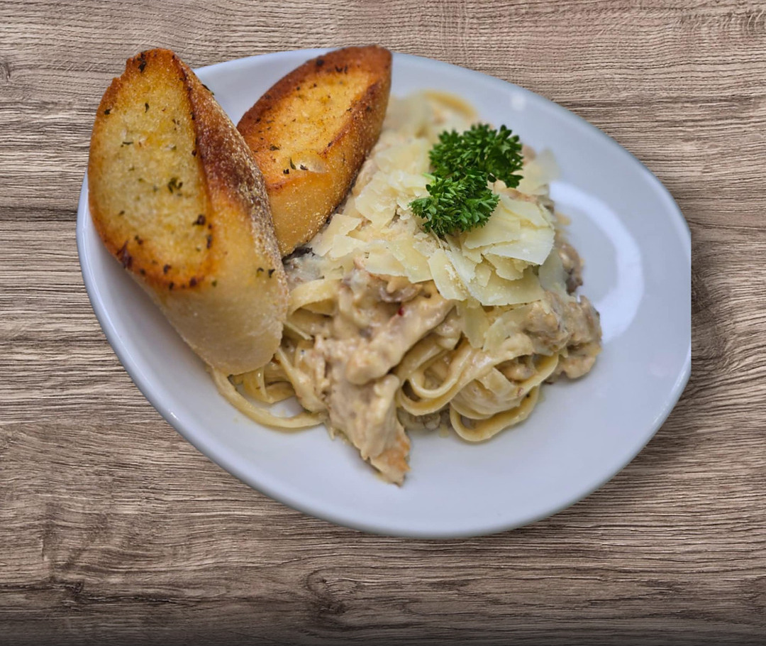 Chicken fettuccine Alfredo